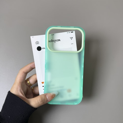 小众ins薄荷绿肤感雾面壳适用iPhone17手机壳16promax苹果15韩系侧边防滑