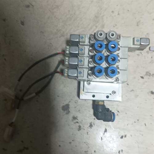 可维修电磁阀SY5120-5GD-01四个一组100元