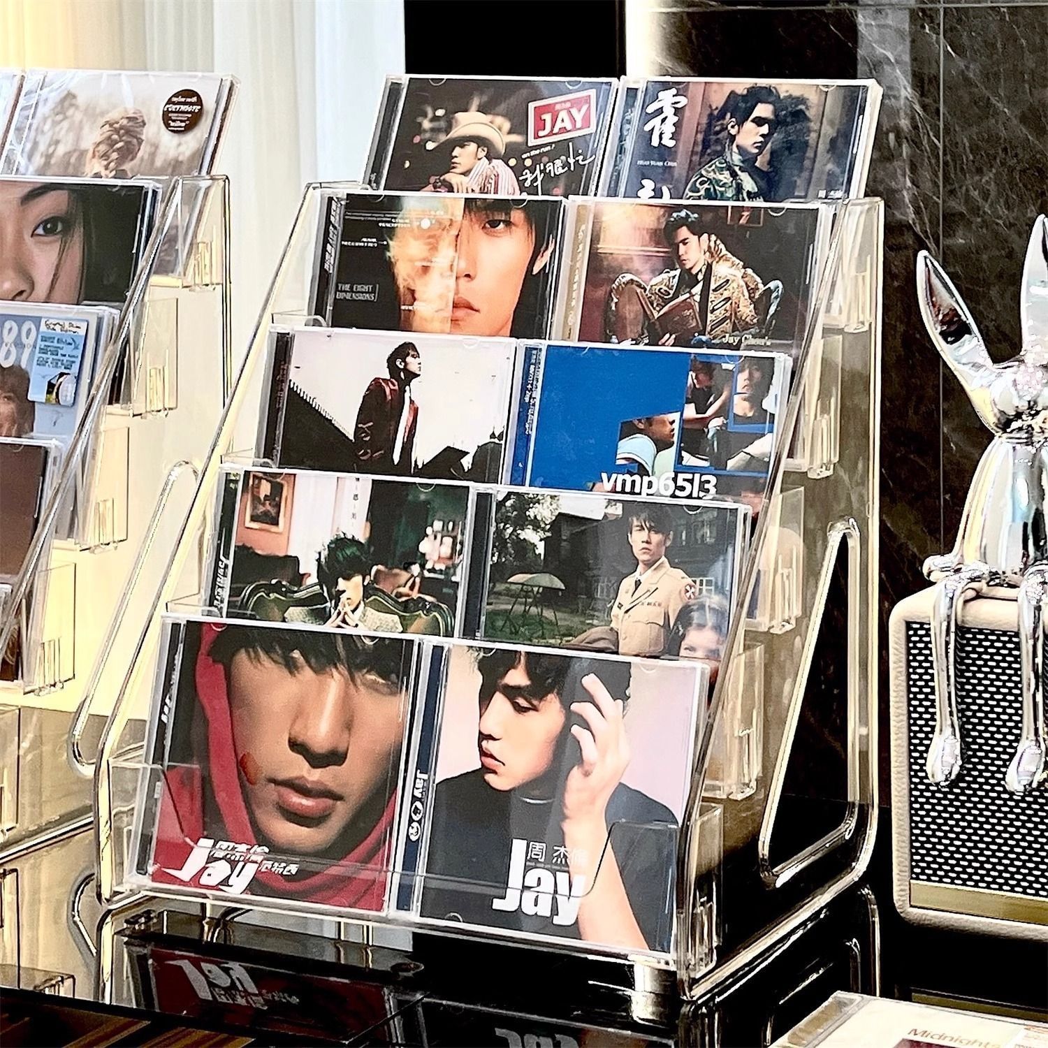 cd碟片架子专辑光盘收藏展示阶梯磁带dvd光碟存放黑胶唱片收纳盒