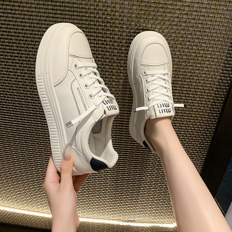 休闲板鞋韩版平底透气