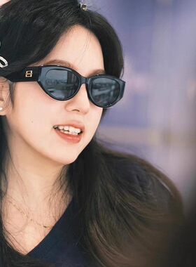 日本品质高级感白色墨镜女偏光太阳镜防紫外线防晒新款时尚素颜显