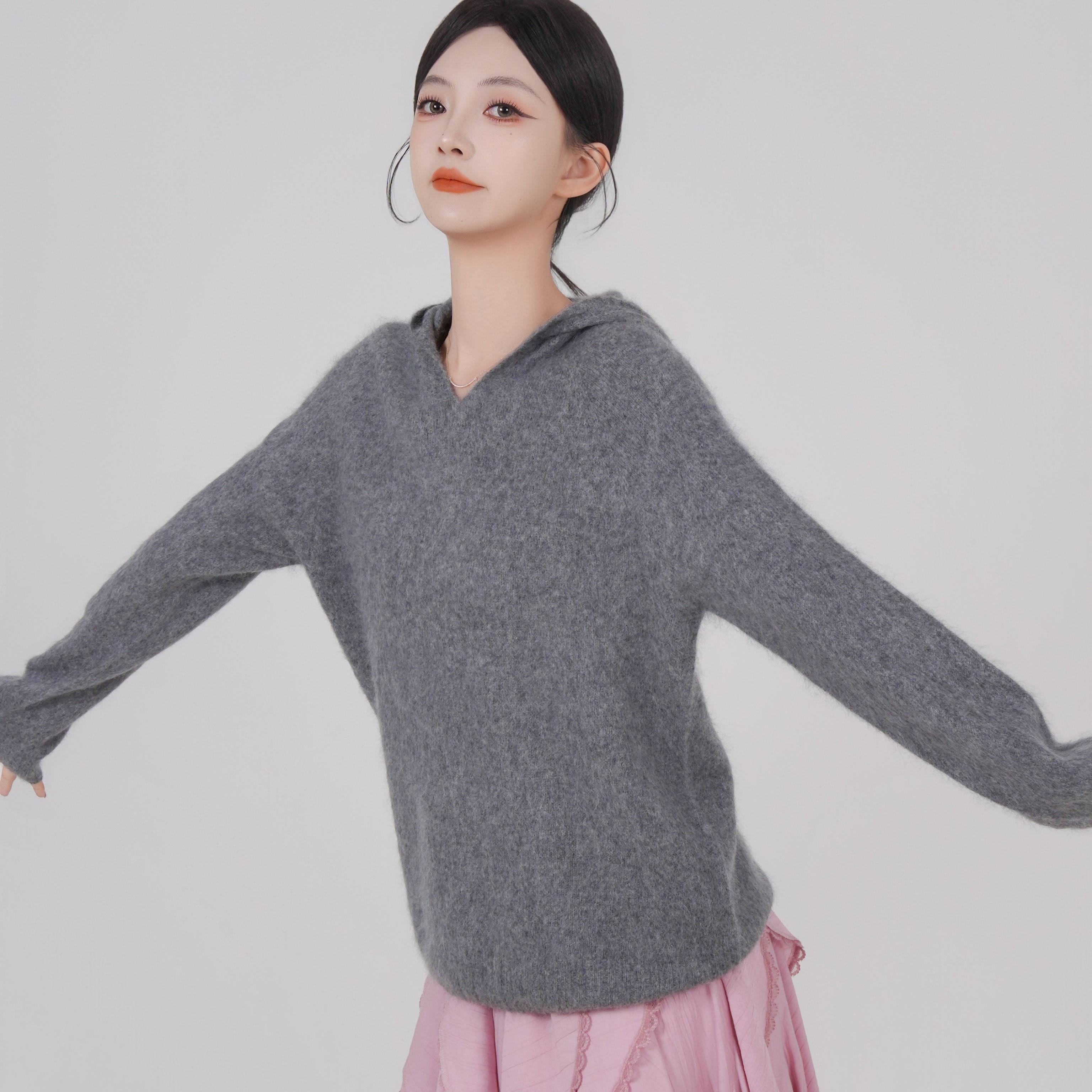 轻绒漫屿柔绒连帽V领针织衫女图片