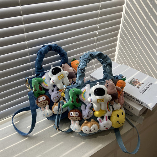 斜挎包女士斜挎包玩偶可爱