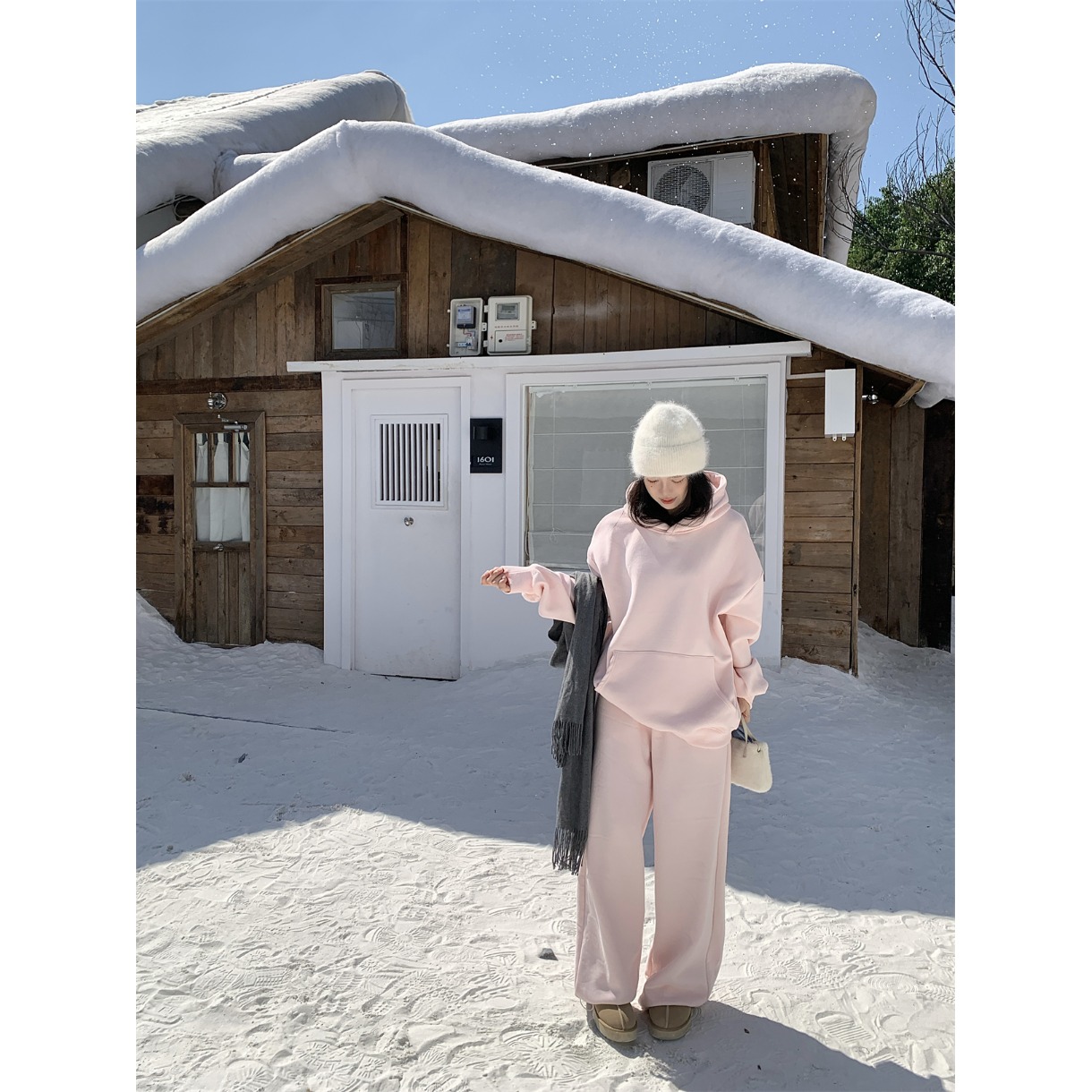 粉色连帽加绒卫衣宽松卫裤运动裤