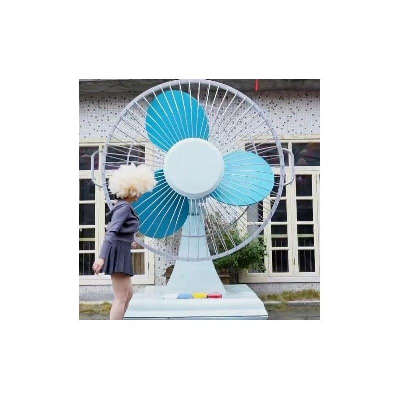夏季户外复古铁艺怀旧大风扇模型摆件商场景区网红打卡道具电厂家