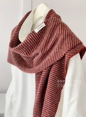 七七oin 澳洲纯羊毛条纹披肩女复古简约高级时髦保暖围巾秋冬外搭