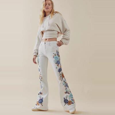 花朵刺绣灯芯绒复古喇叭裤