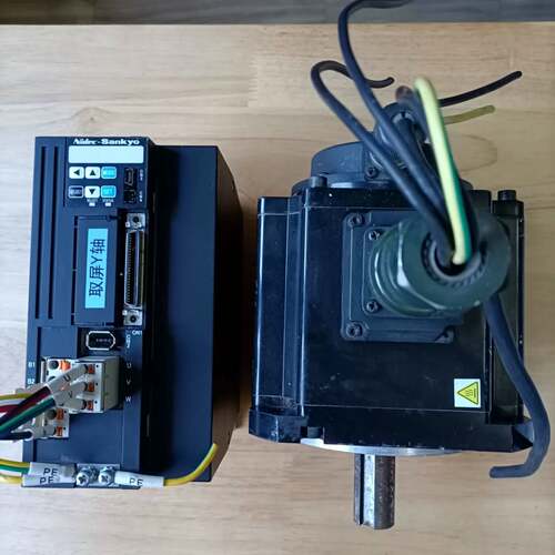 议价三协伺服驱动器DA26B01，1500KW，电机MM152N可维修翻新