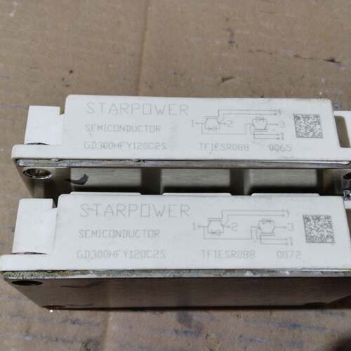 议价斯达模块。GD300HFY120C2S。实物拍摄品相如图，功可维修翻新