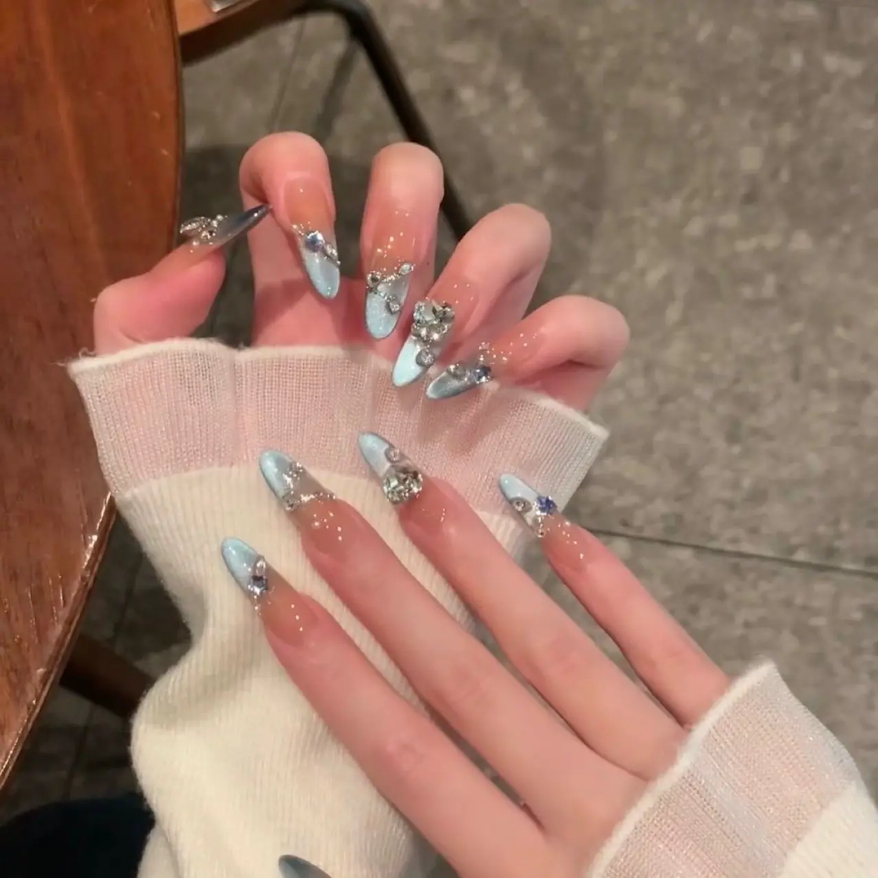 纯手工美甲穿戴甲春日限定海洋蓝猫眼碎钻美甲显白可拆卸使用