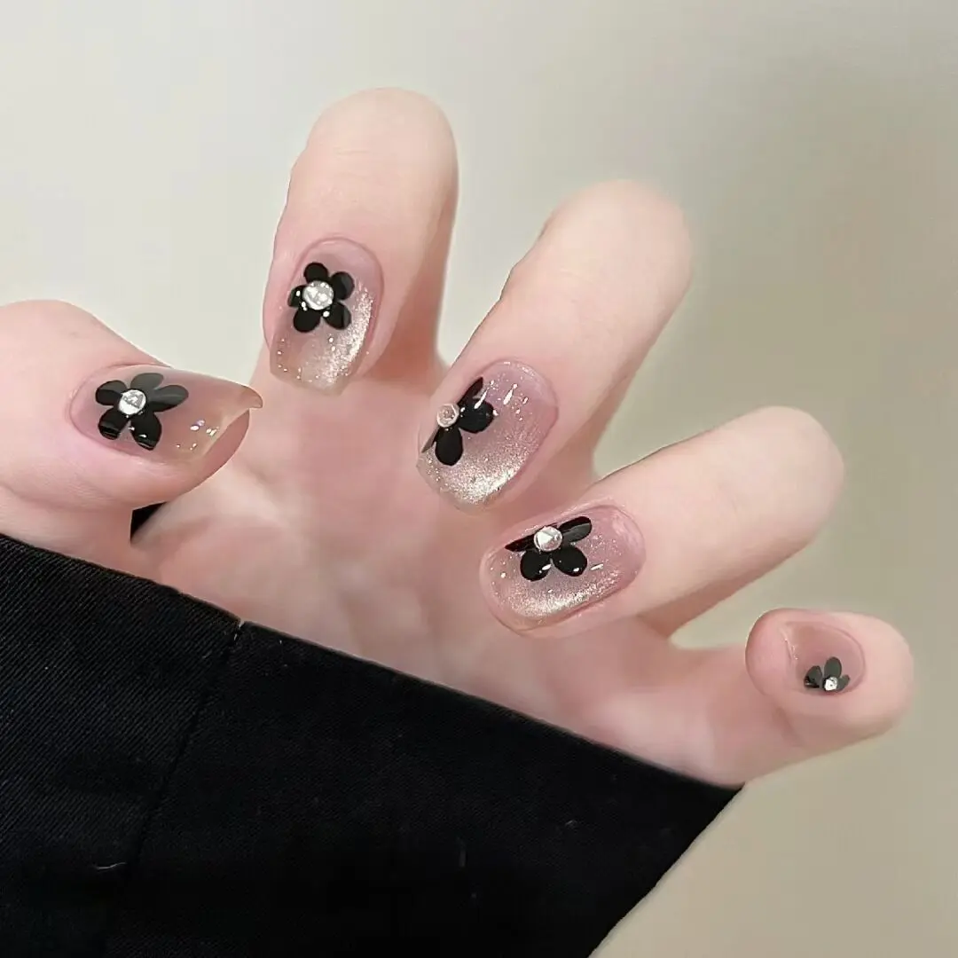 黑色花花猫眼手工穿戴甲甜酷风短甲假指甲婚甲美甲贴片可拆卸学生