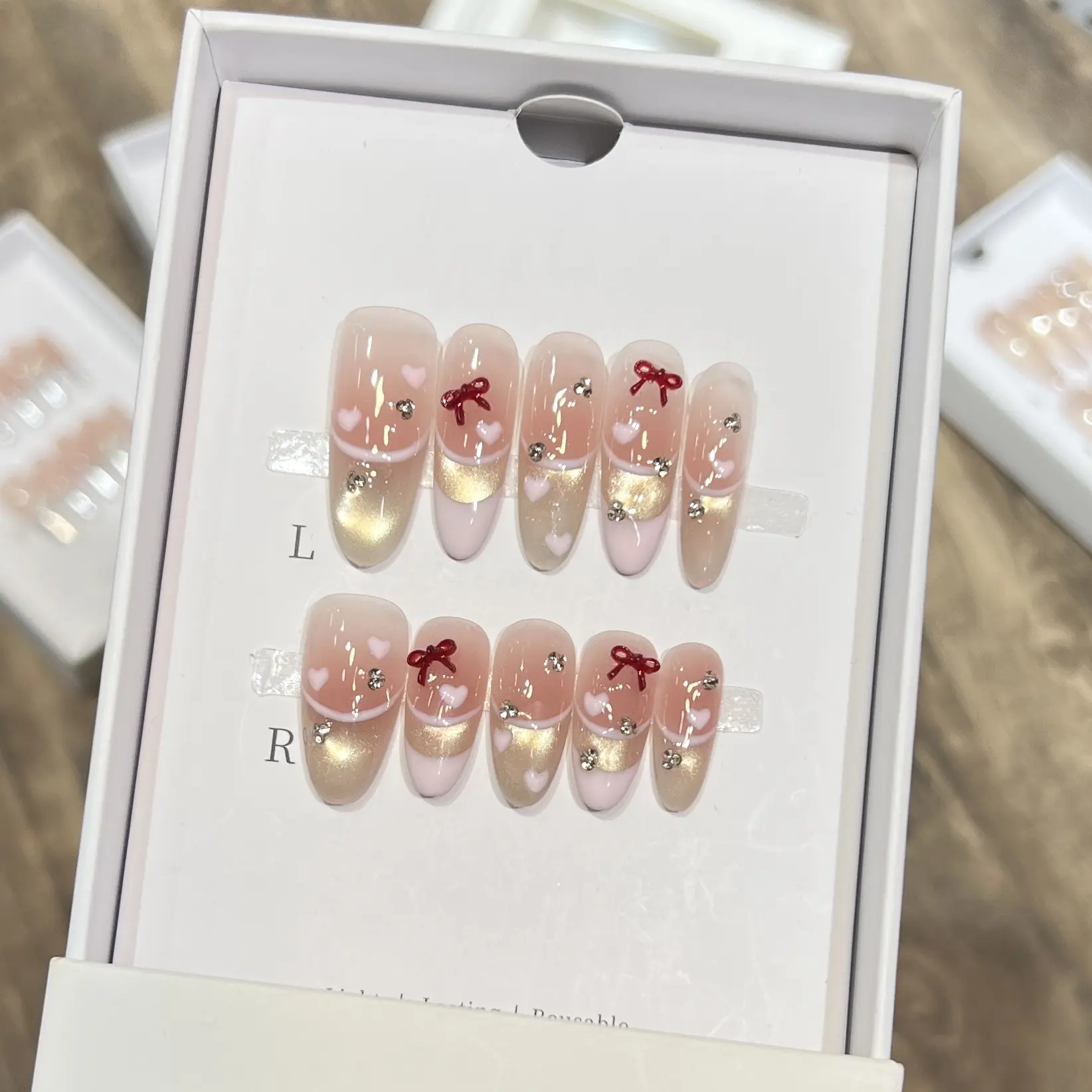 黛瑞森 裸色腮红猫眼法式美甲手绘爱心蝴蝶结可拆卸穿戴甲纯手工