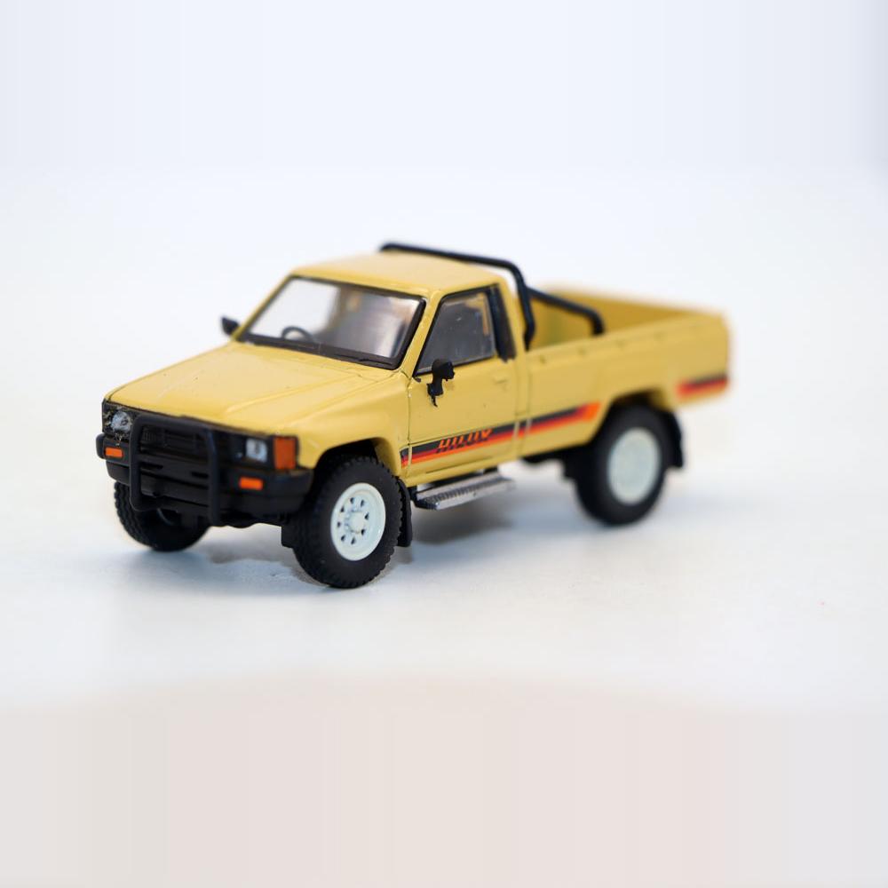 Para64合金车1 64丰t田海拉克斯 Hilux 皮卡运输车玩具模型摆件