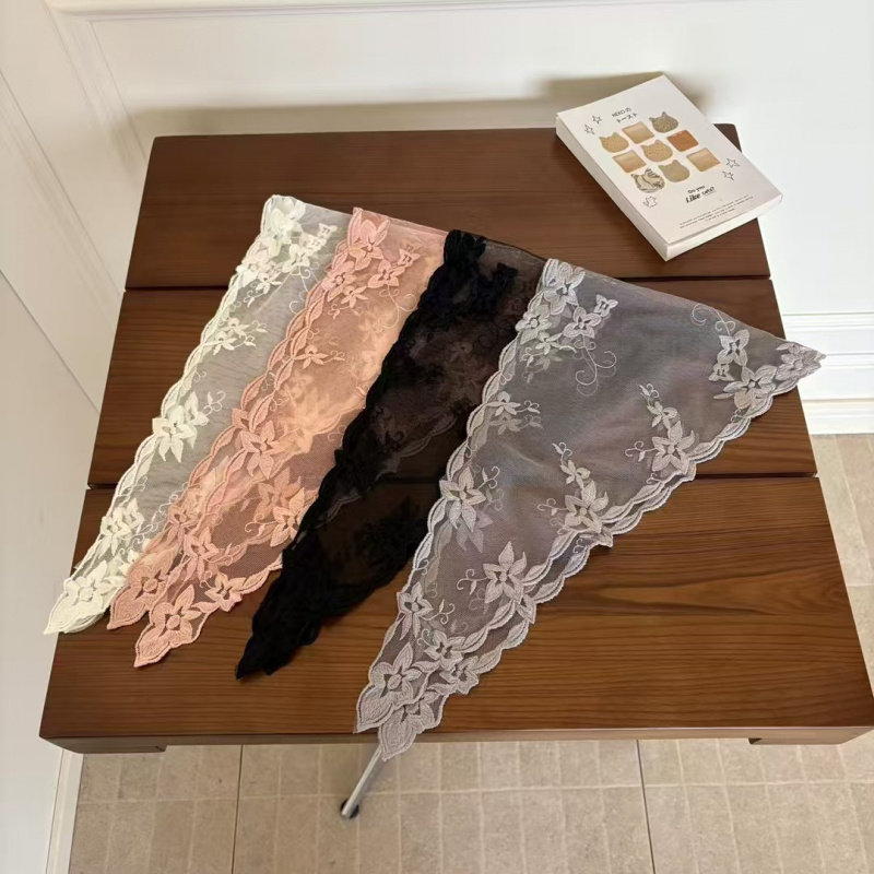 韩国原单蕾丝丝巾纯欲外搭发带领巾包头巾法式气质镂空三角巾披肩,服饰配件/皮带/帽子/围巾,围巾/丝巾/披肩,淘宝优惠券,粉丝福利购,淘宝优惠卷