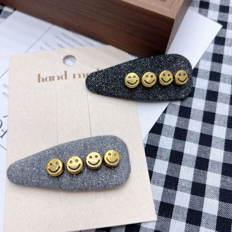 韩国2024秋冬闪粉三角水滴BB夹笑脸可爱卡通时尚少女甜酷Y2K个性,饰品/流行首饰/时尚饰品新,发饰,淘宝优惠券,粉丝福利购,淘宝优惠卷