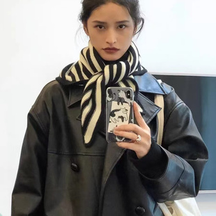 港风走秀款百搭叠穿外搭三角巾女 服装搭配针织三角围脖小披肩头