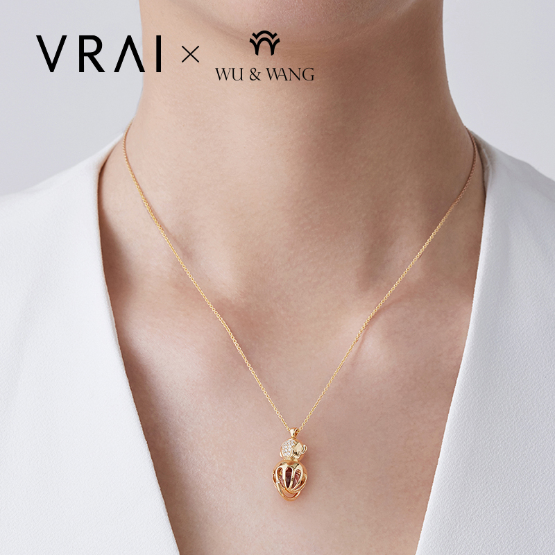 VRAI x 無(wú)罔 設(shè)計(jì)師合作款十二生肖 紀(jì)念吊墜 18K金項(xiàng)鏈疊戴