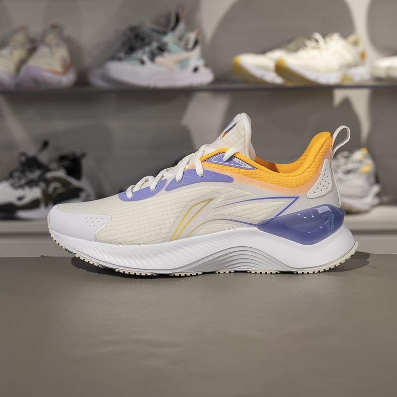 李宁男子减震跑鞋回弹透气