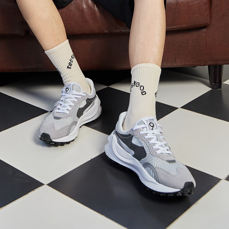 李宁92方圆低帮运动休闲鞋男走秀款潮流鞋夏季透气evo跑鞋agcr039