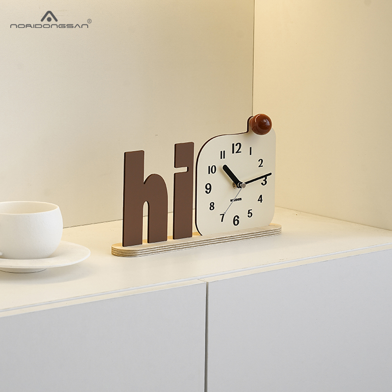 NORI简约艺术时钟摆件