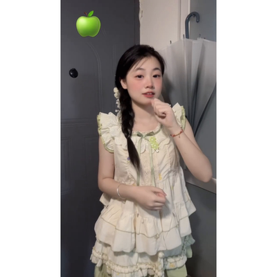 甜妹穿搭小飞袖上衣蛋糕裙套装