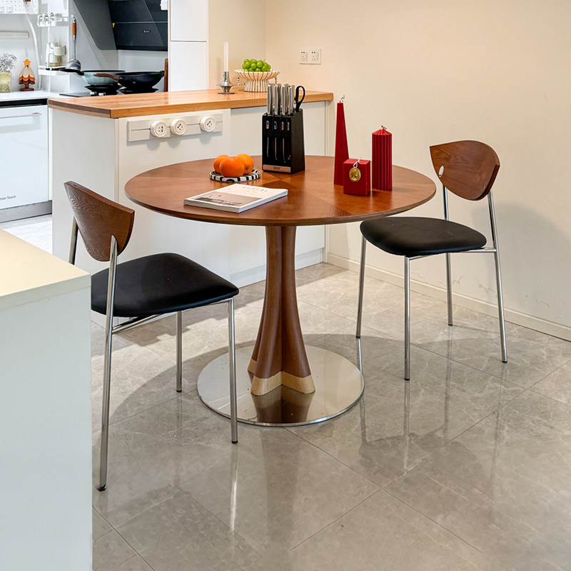 包豪斯实木餐桌圆形家用小户型高级感中古风1.2米胡桃木色餐桌椅