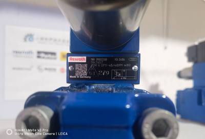 R901048582 4WRZE10E85-73/6EG24N9ETK31/F1D3M # Rexroth