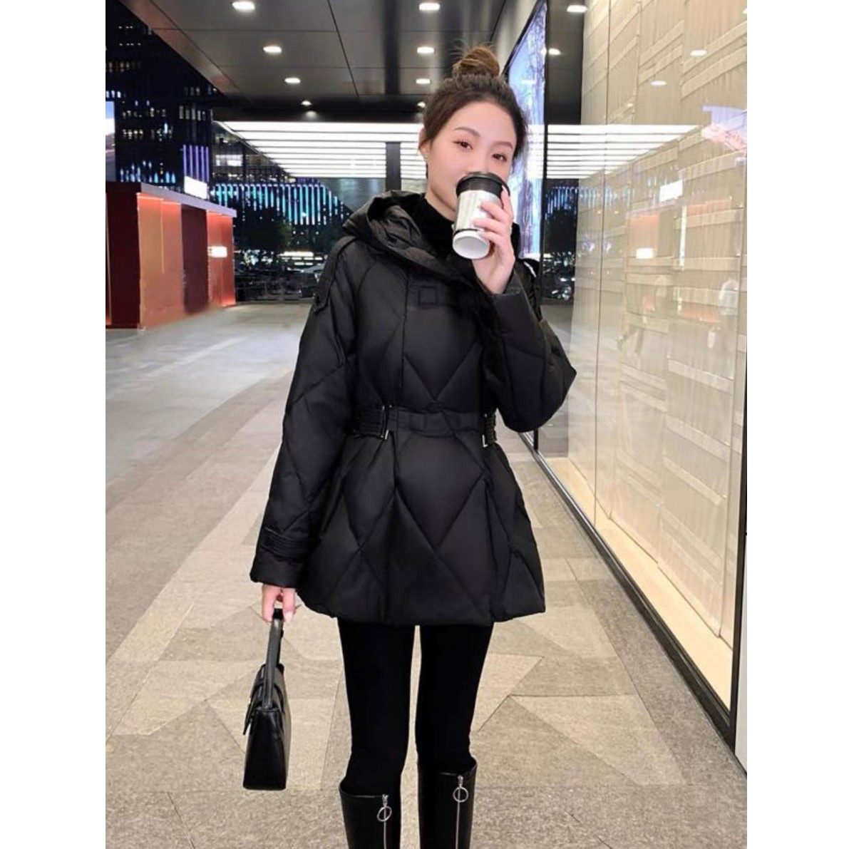 2024秋冬新款菱形格连帽设计感宽松休闲外套女 K#3