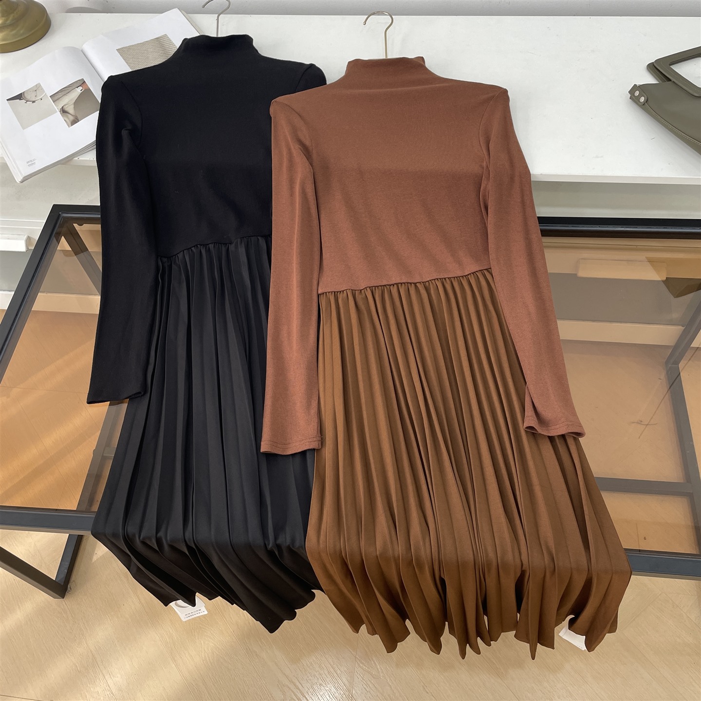 连衣裙拼接立领小众2025新款长款时尚长袖直筒裙女 J#28