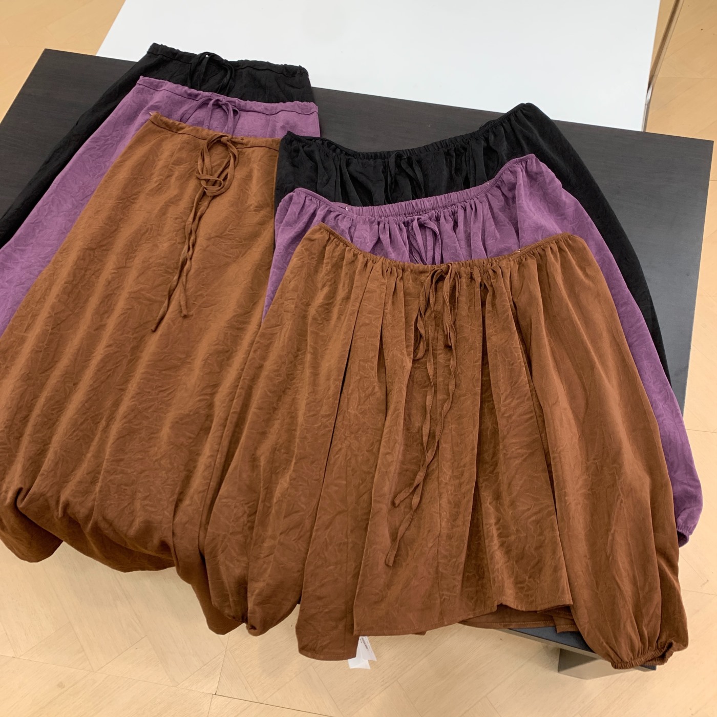 套装圆领长袖小众时尚新款衬衫纯色高腰长款半身裙 I#21