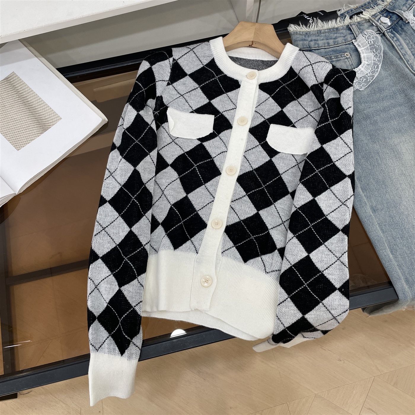 针织衫单排扣圆领菱形格子显瘦套头长袖上衣女 I#7