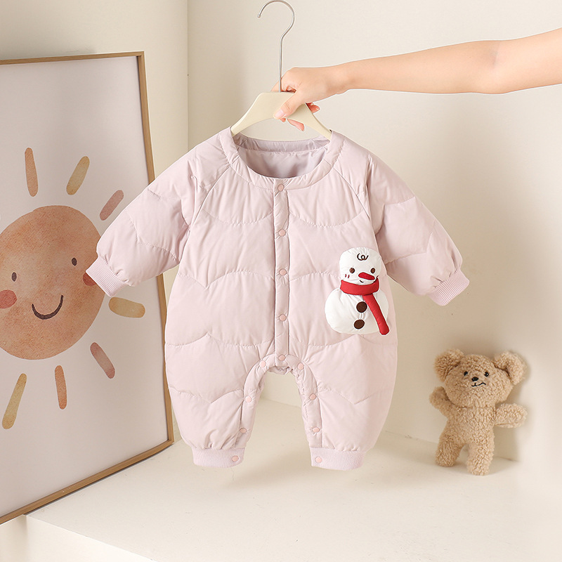 婴儿羽绒服连体衣冬装女宝宝衣服婴幼儿外出服白鸭绒内胆企鹅秋冬