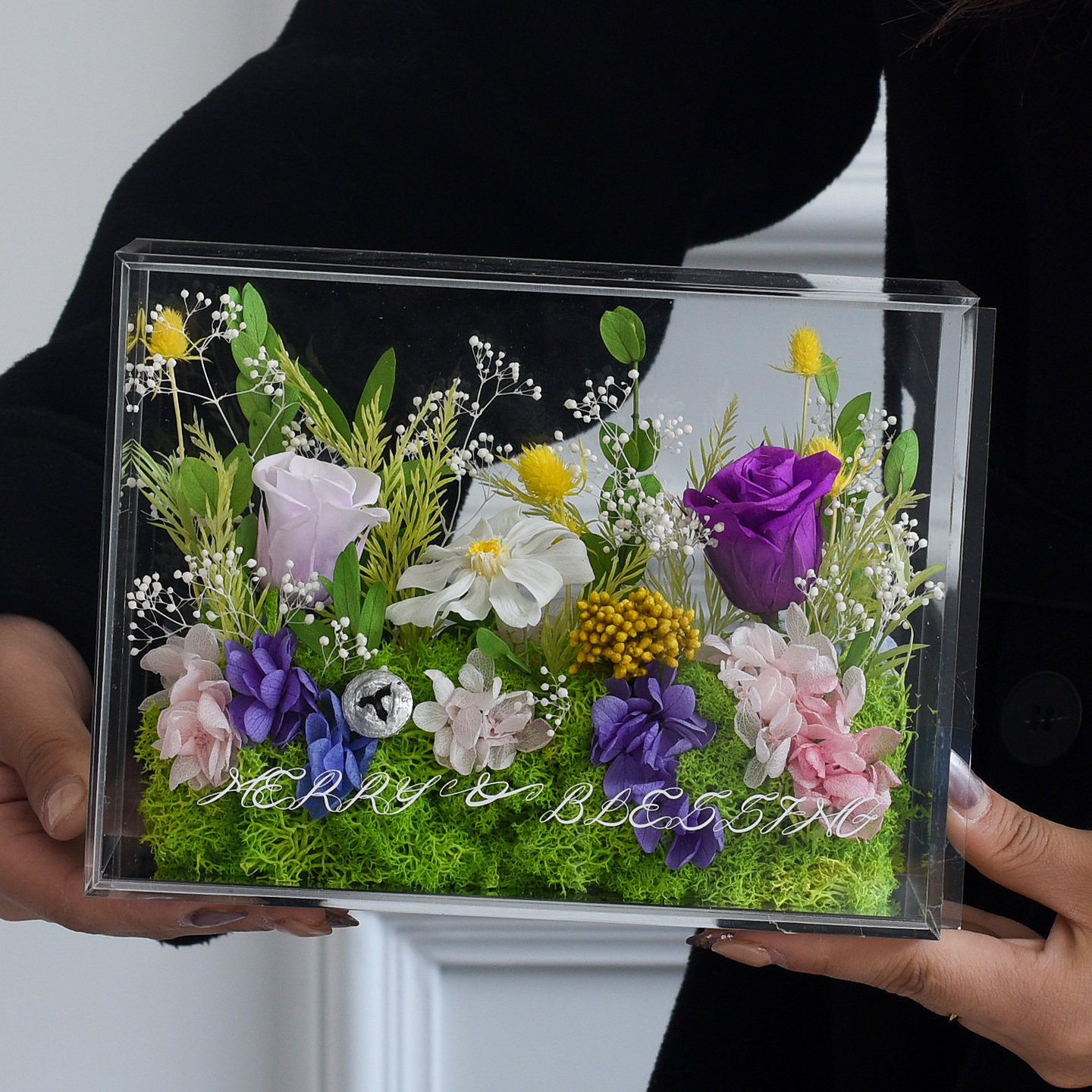 永生花玫瑰康乃馨绣球混合花材透明盒装清新装饰花礼盒生日赠母亲