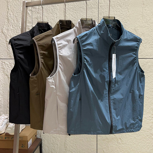 户外山系机能男女防风防泼水马甲