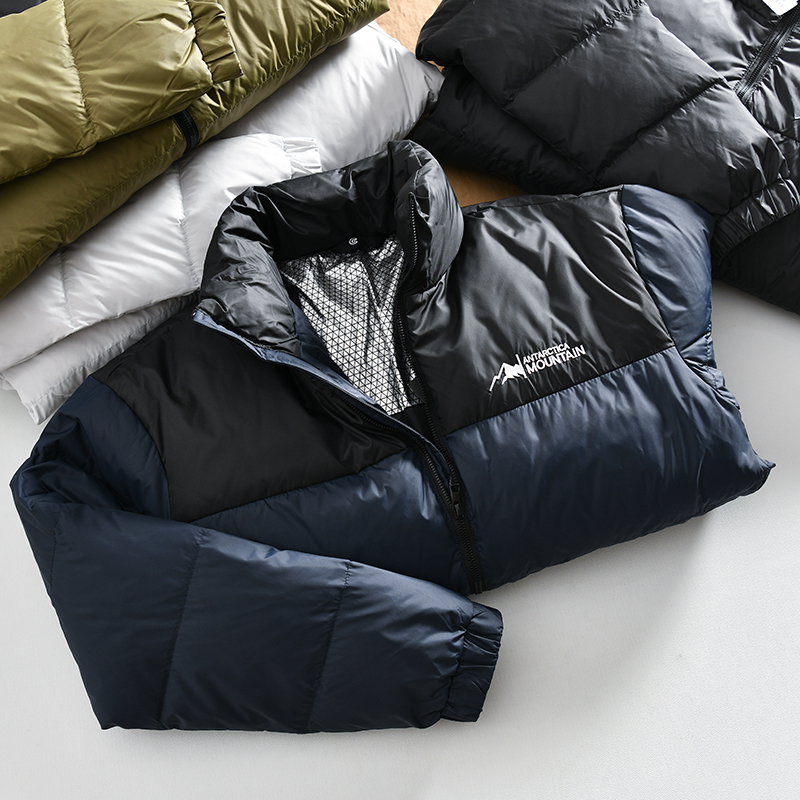 高蓬松90鸭绒时尚休闲立领羽绒服