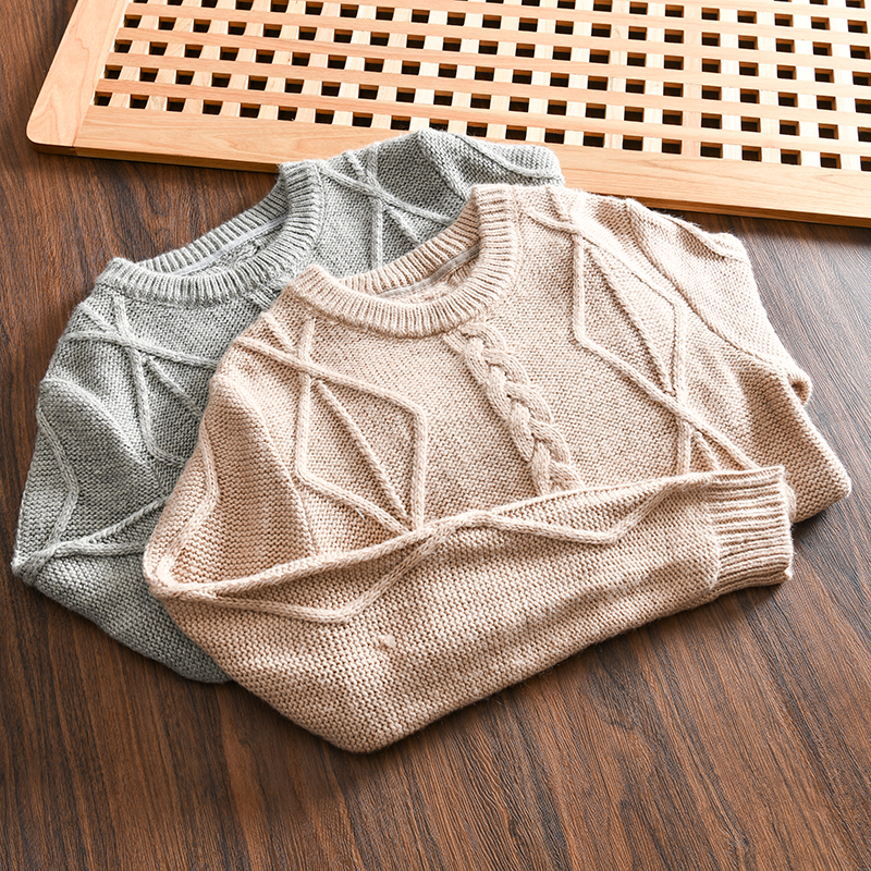 高克重细腻羊毛提花圆领针织毛衣