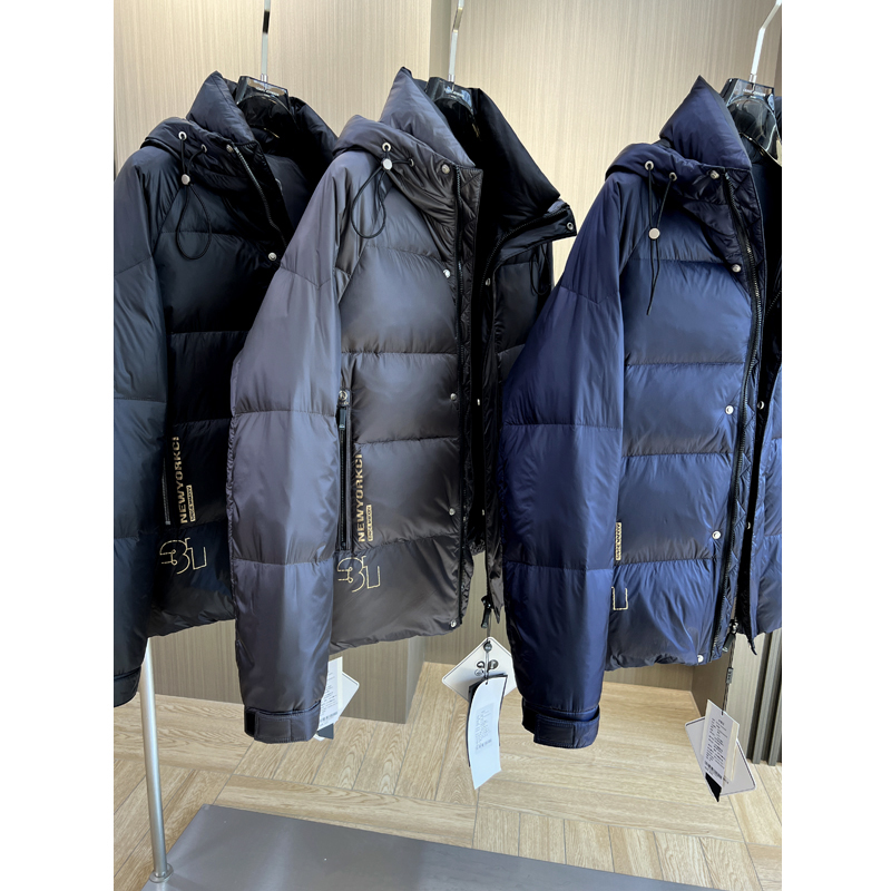 高蓬松白鹅绒连帽保暖羽绒服