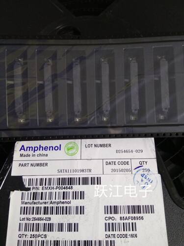AMPHENOL连接器SATA11101983TR