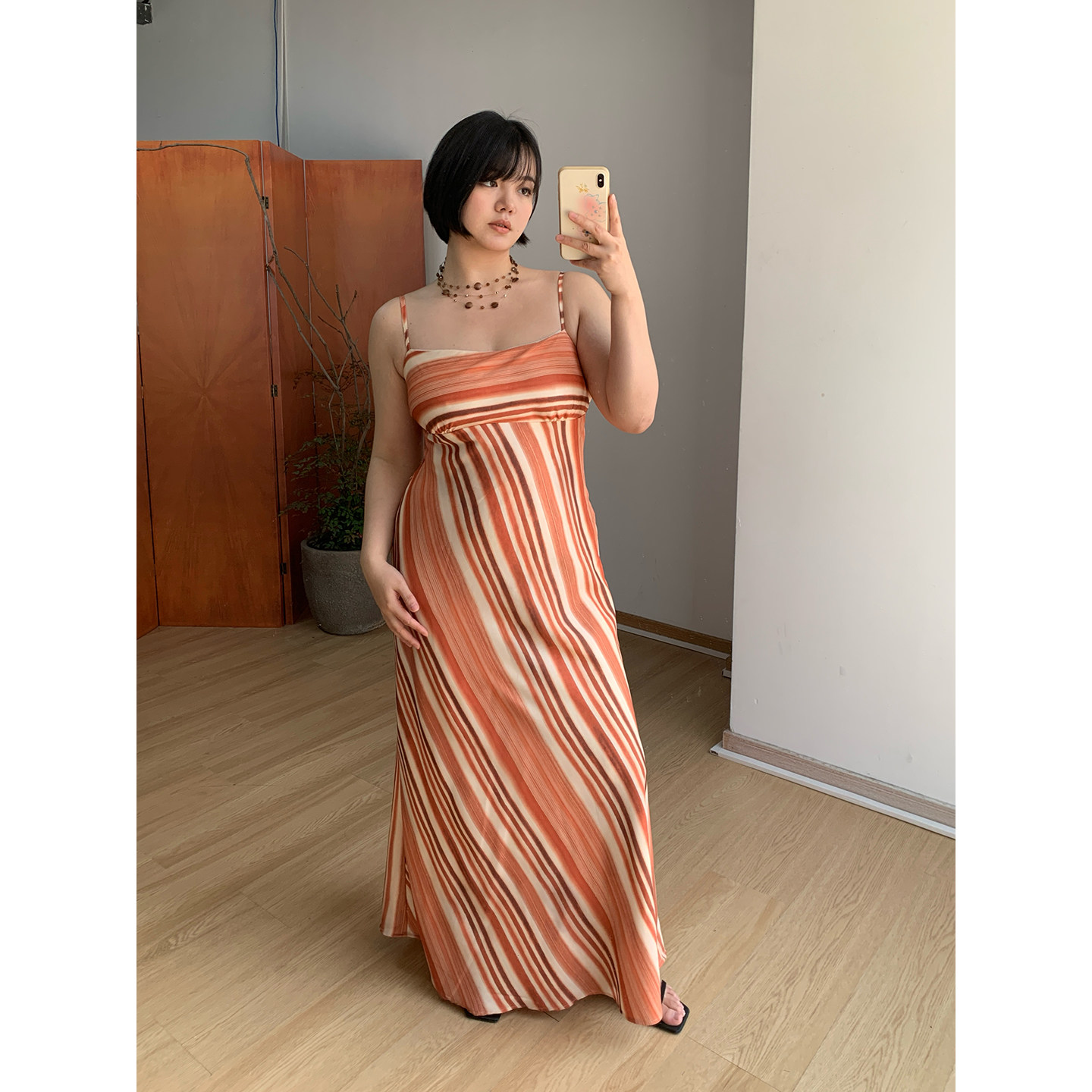 FishCake 大码微胖橘色血条纹度假风吊带长裙收腰连衣裙女胖MM