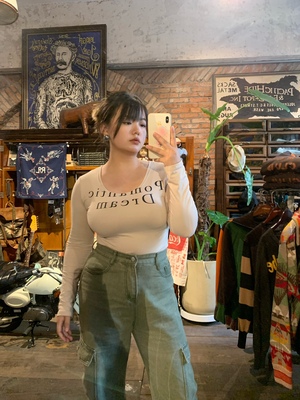 FishCake大码辣妹长袖打底圆领秋胖mm设计感显瘦微胖百搭修身上衣