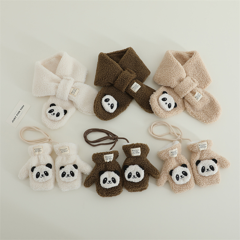 小熊猫儿童围巾手套两件冬季保暖