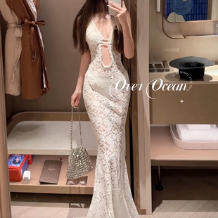 小胸聚拢绝美海岛度假神裙比基尼纯欲风女神范泳衣 步步生莲