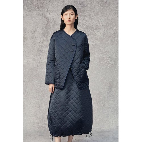 蓝点原创新中式茧型绗缝廓形外套