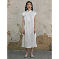 PaleBlueDot蓝点·原创设计师新中式斜门襟褶皱白色醋酸旗袍晨袍