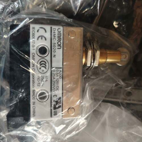 可维修欧姆龙D4MC5020-N限位开关正品议价