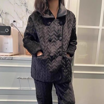 黑色珊瑚绒睡衣女冬季三层夹棉