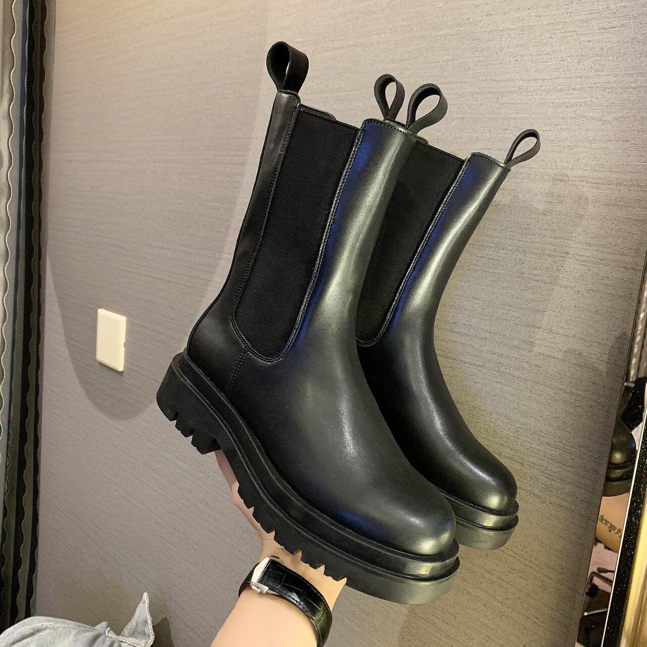 网红mona同款马丁靴女加绒中筒英伦风真皮切尔西短靴烟筒靴机车靴