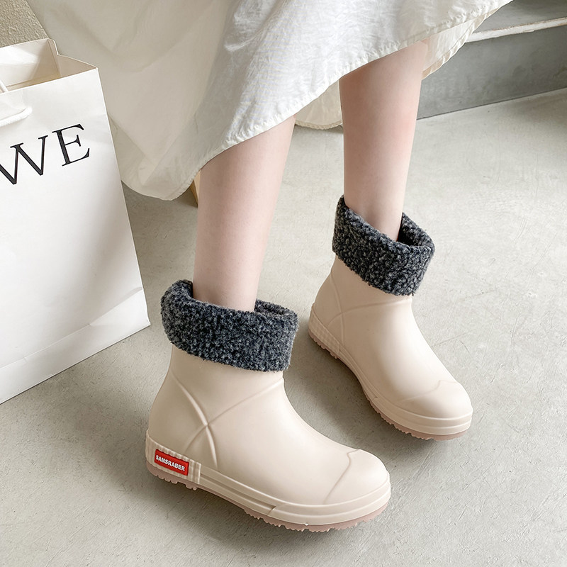 雨鞋女时尚款外穿中筒漂亮水鞋短筒夏踩水雨靴防水防滑潮韩国水靴