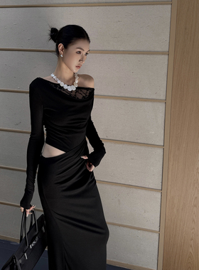 AhhCute【冬日恋曲】黑色性感蕾丝拼接连衣裙女斜肩不规则长裙