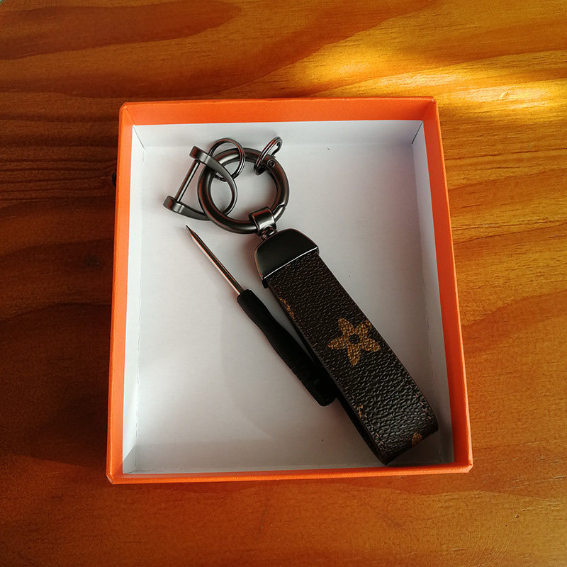 LV&GEDETE 汽车钥匙扣挂件通用车遥控挂绳欧美老花钥匙带钥匙链圈